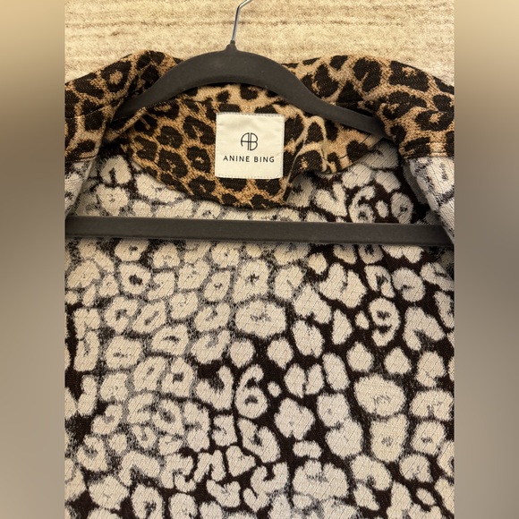 ANINE BING Sawyer Leopard Jacket - Picture 6 of 6